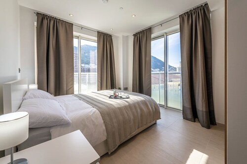 Westone Luxury Self-Catered Apartments