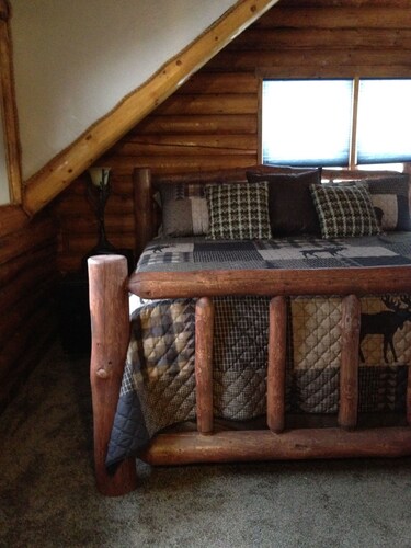 Luxury Log Cabin with an awesome view