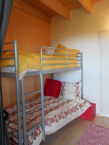 maison offrant une belle vue sur le port de l'ABER-WRAC'H pour 8- 10 personnes