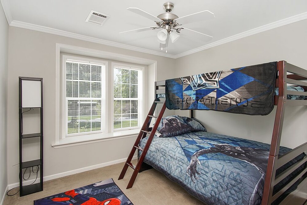 House - Guestroom