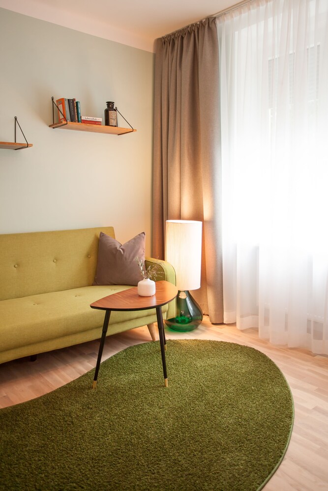 Zimmer (Apartment (LARGE))
