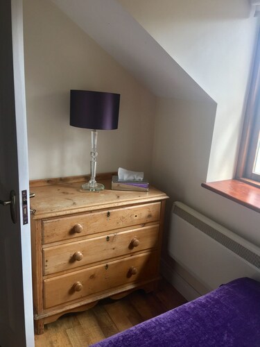 Elegant townhouse steps from historic Birr Castle Demense
