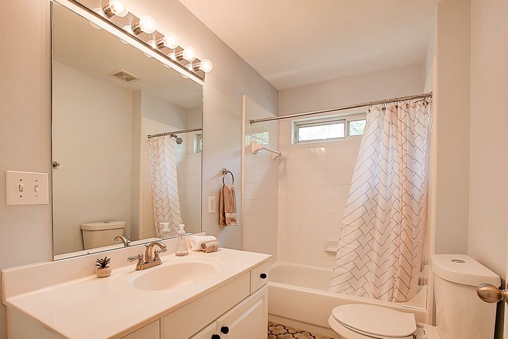 House, Multiple Beds, Non Smoking - Deep Soaking Bathtub