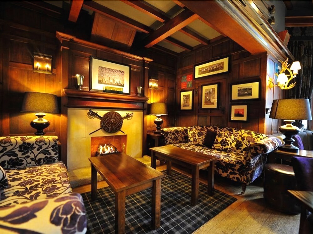 Hotel Bar
