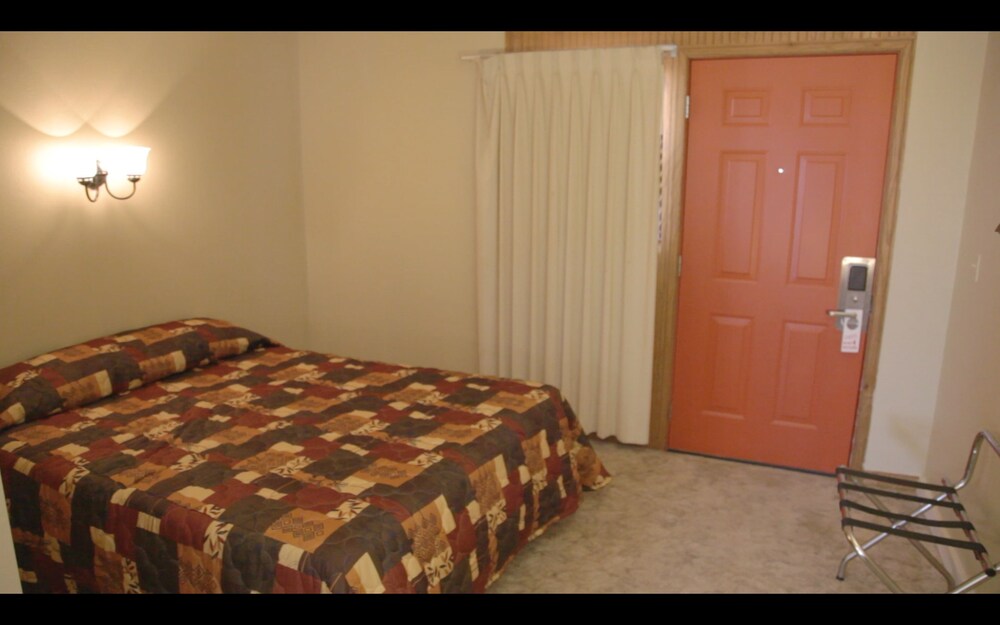 Guestroom View