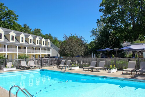 The Admiral's Inn Resort