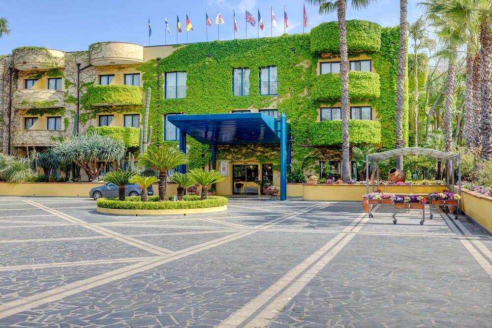 Facciata hotel