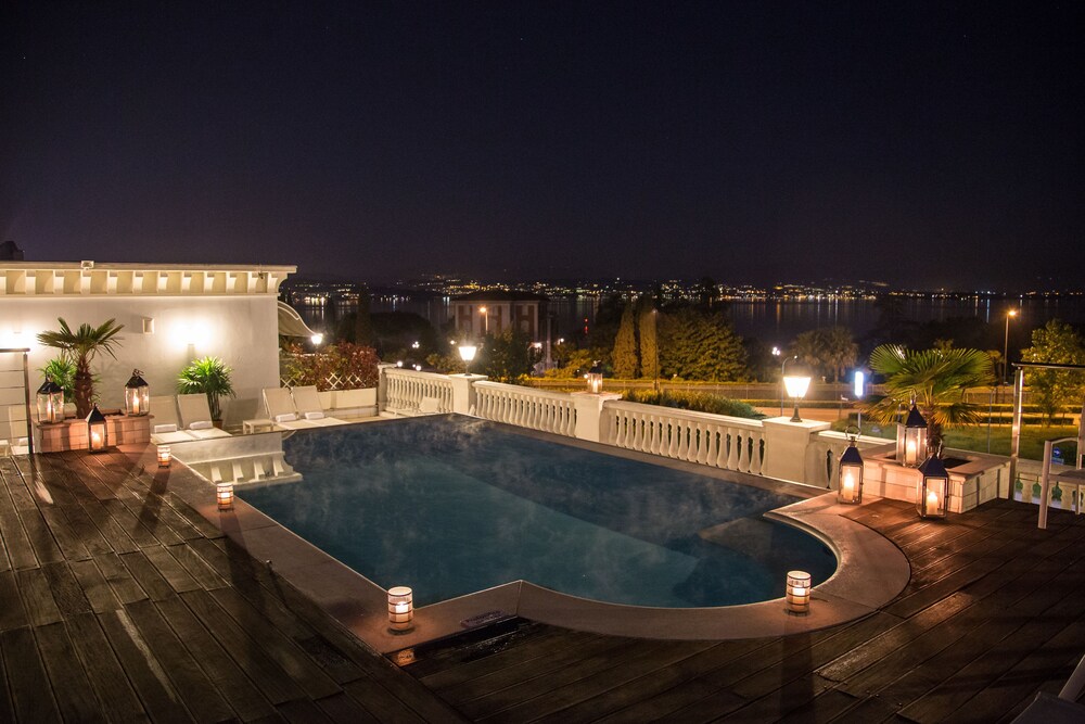 Piscine sur le toit