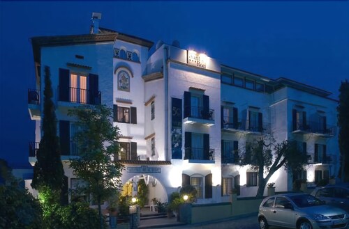 Façade de l'hôtel - Soir/Nuit