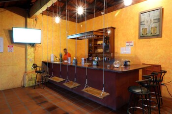 Hotel Bar