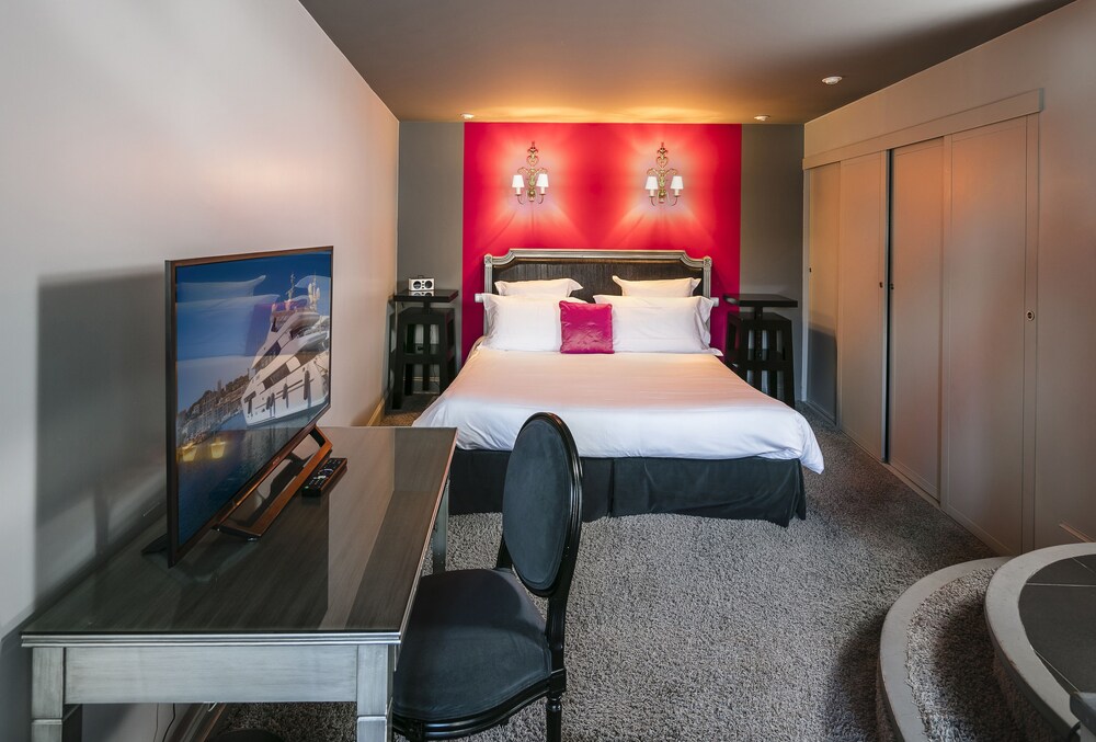 Deluxe Suite, 1 Bedroom - Guestroom