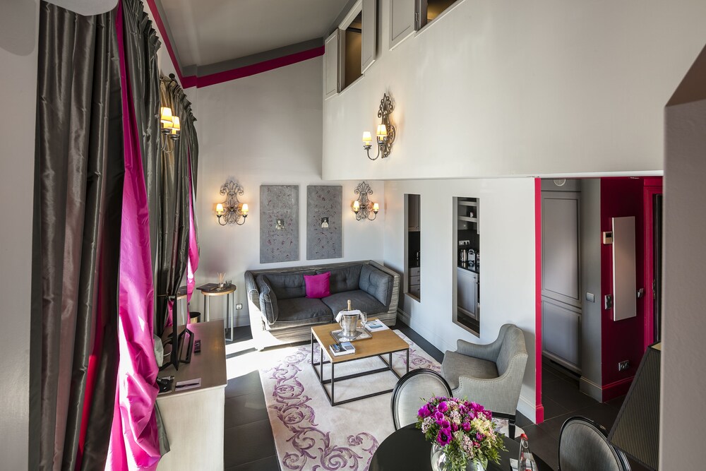 Duplex, 2 Bedrooms - Living Area