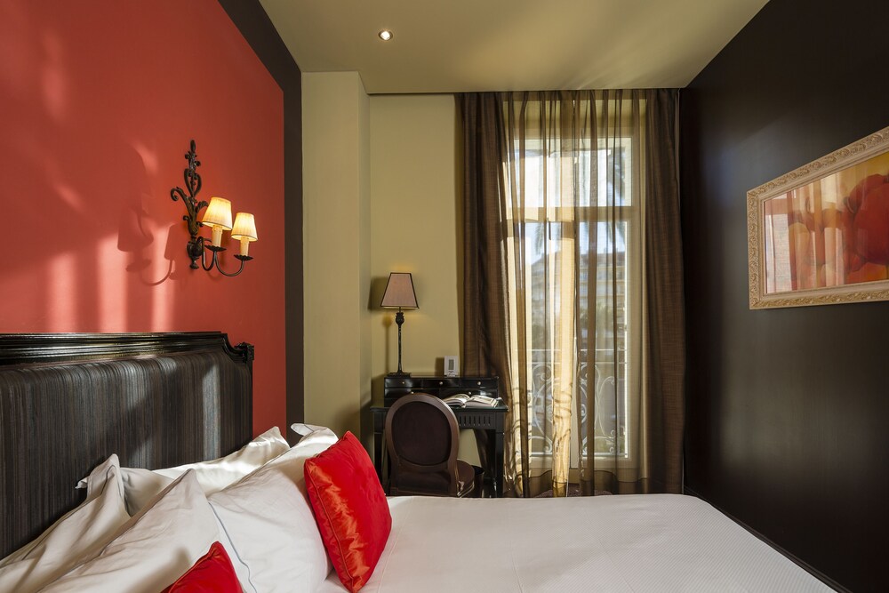 Deluxe Suite, 1 Bedroom - Guestroom