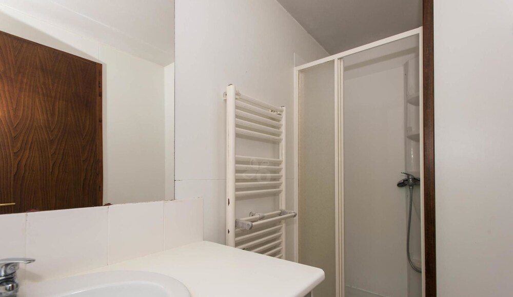 Standard Bungalow (2 Adults) - Bathroom