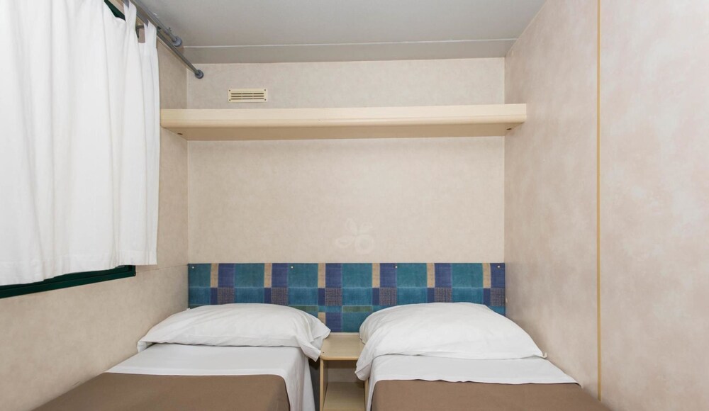 Superior Bungalow - Guestroom