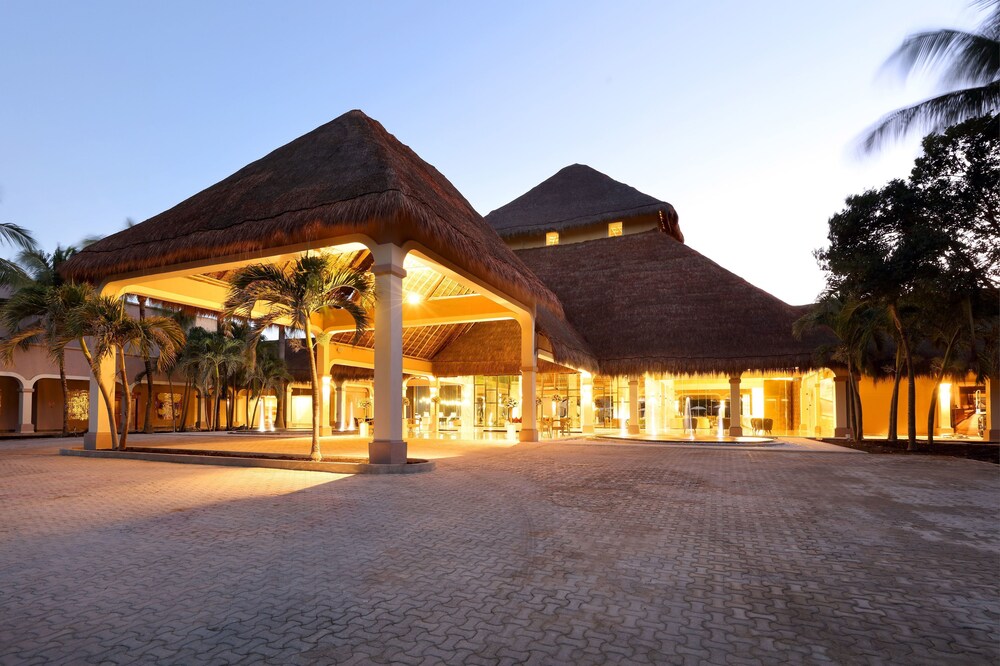 Hotel Front - Evening/Night