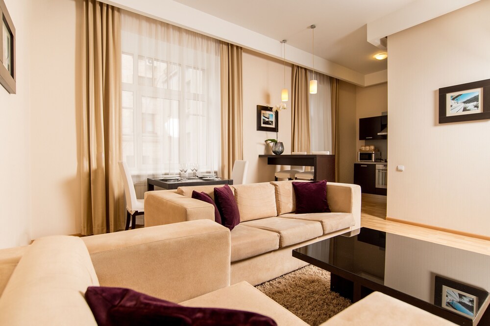Standard Apartment, 1 Bedroom - Living Room