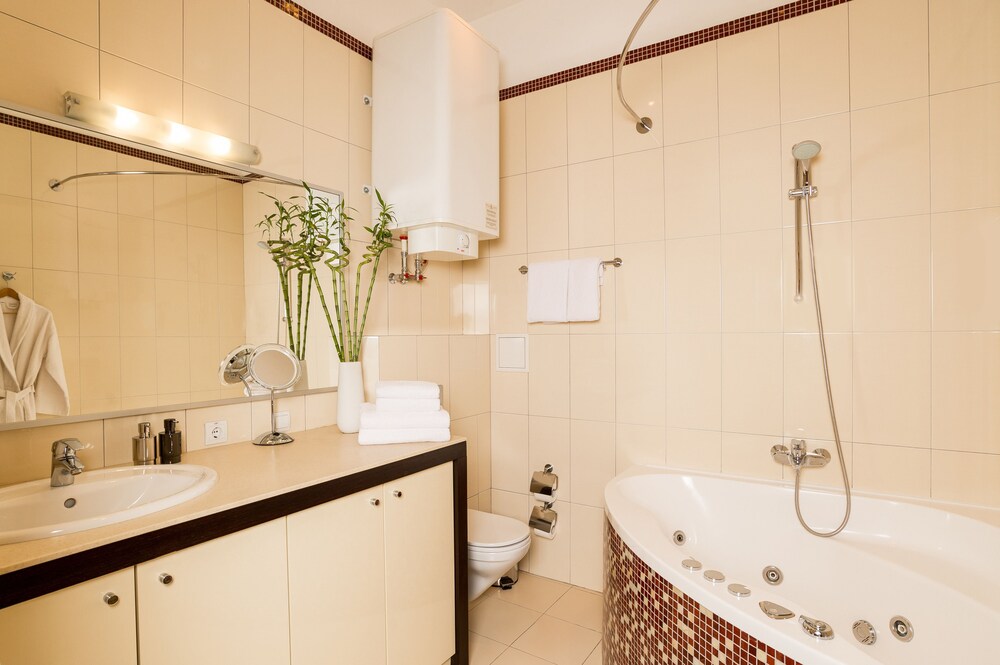 Standard Apartment, 1 Bedroom - Bathroom