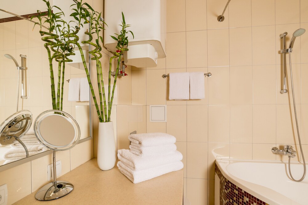 Standard Apartment, 1 Bedroom - Bathroom
