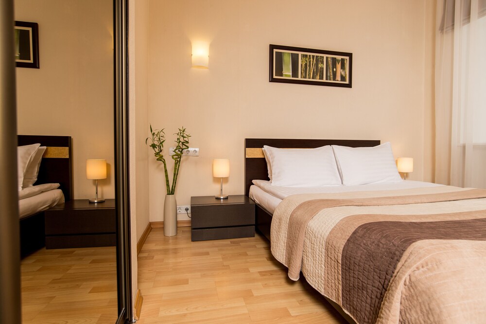 Standard Room, 1 Queen Bed - Guestroom