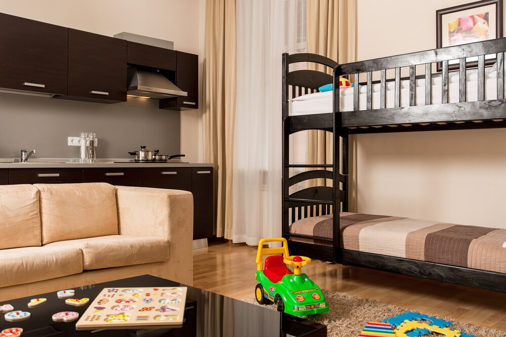 Standard Apartment, 1 Bedroom - Living Room