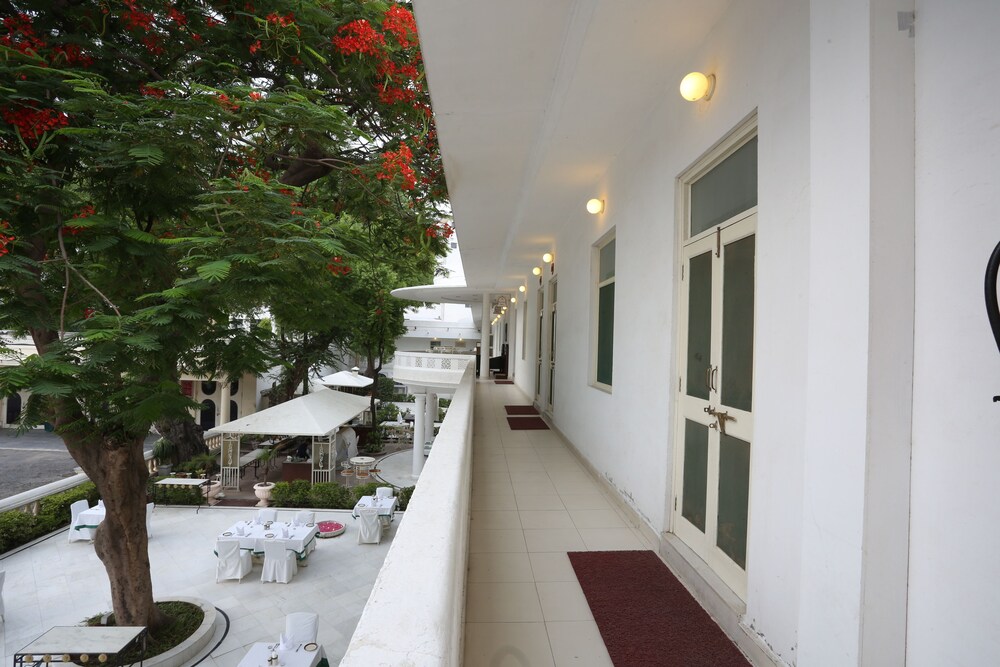Courtyard View