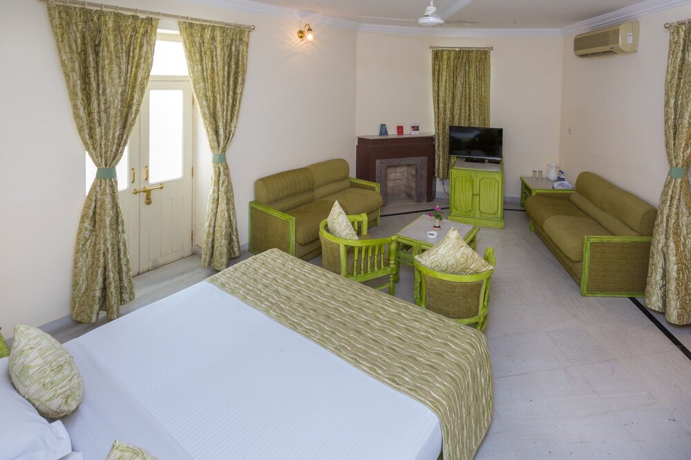 Guestroom