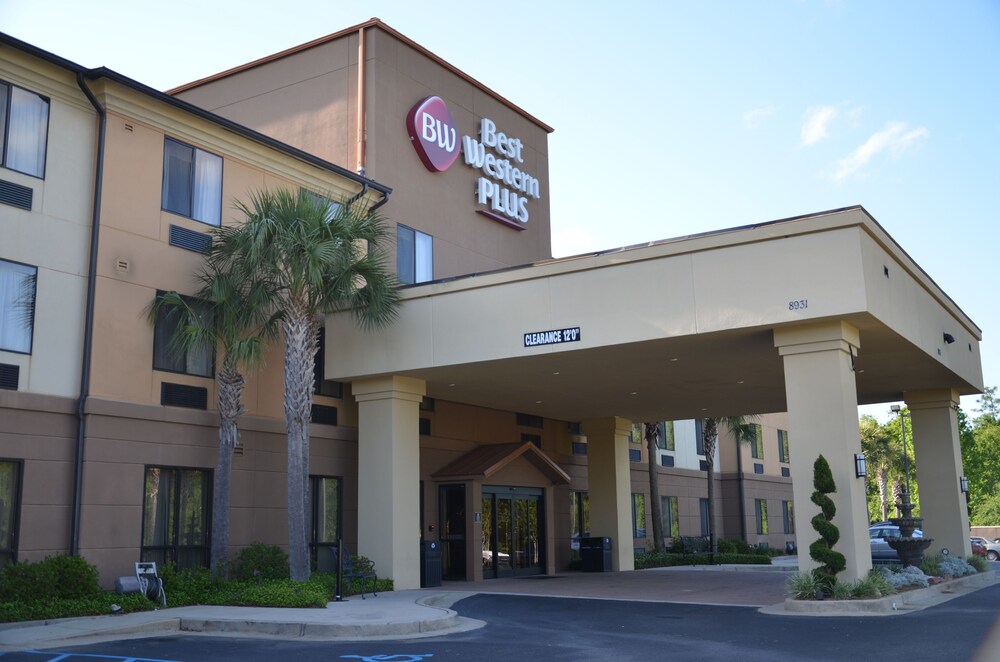 Hotel Entrance