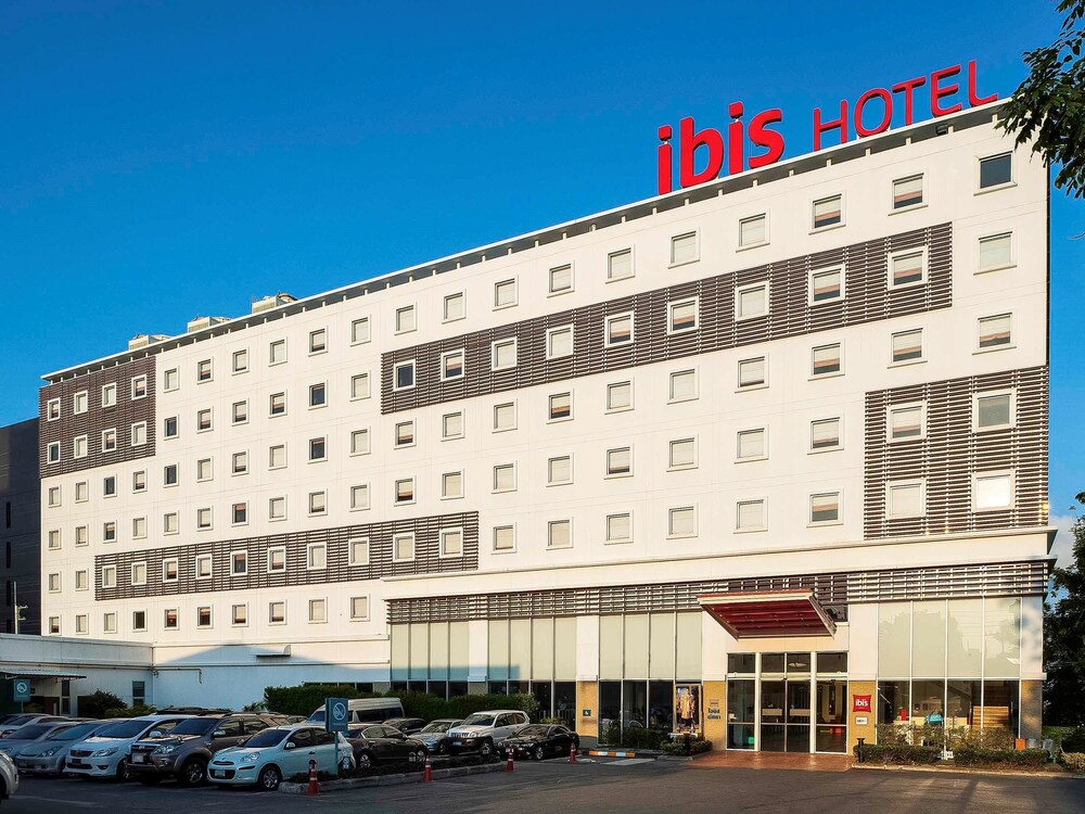 Hotel Front