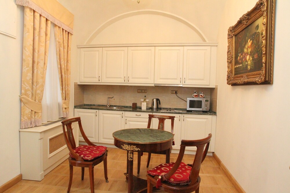 In-Room Kitchenette