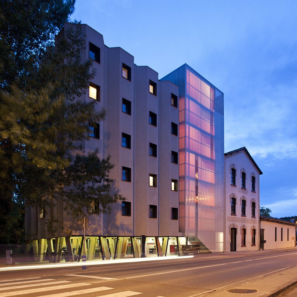 Hotel Front - Evening/Night