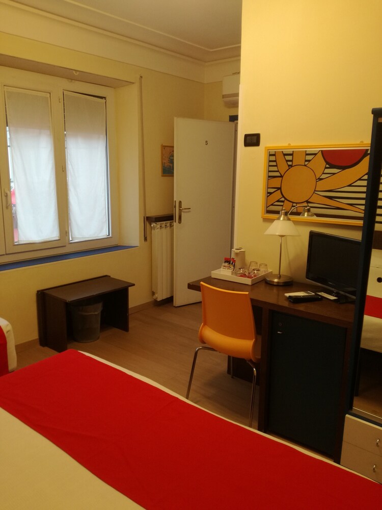 Guestroom
