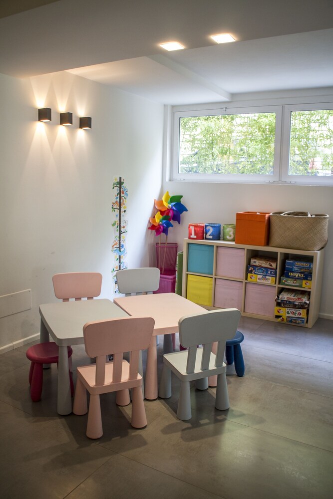 Childrens Area