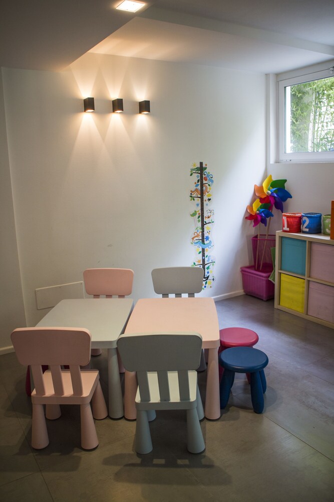 Childrens Area