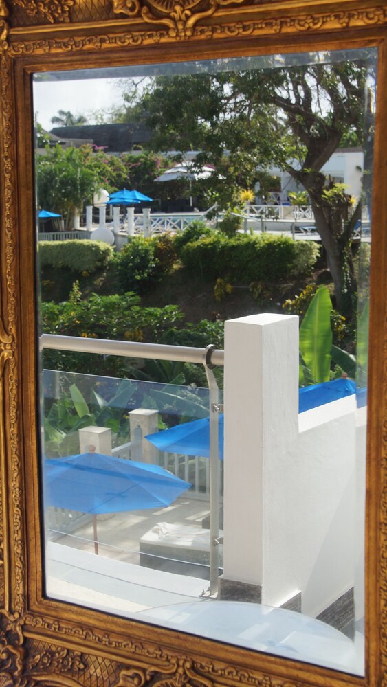 Guestroom View