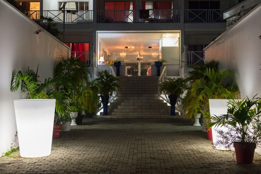 Courtyard View