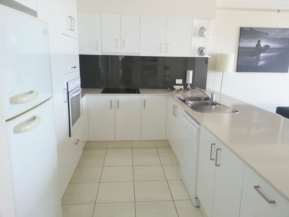 2 Bedroom Apartment - 3 Night Stay - In-Room Kitchen