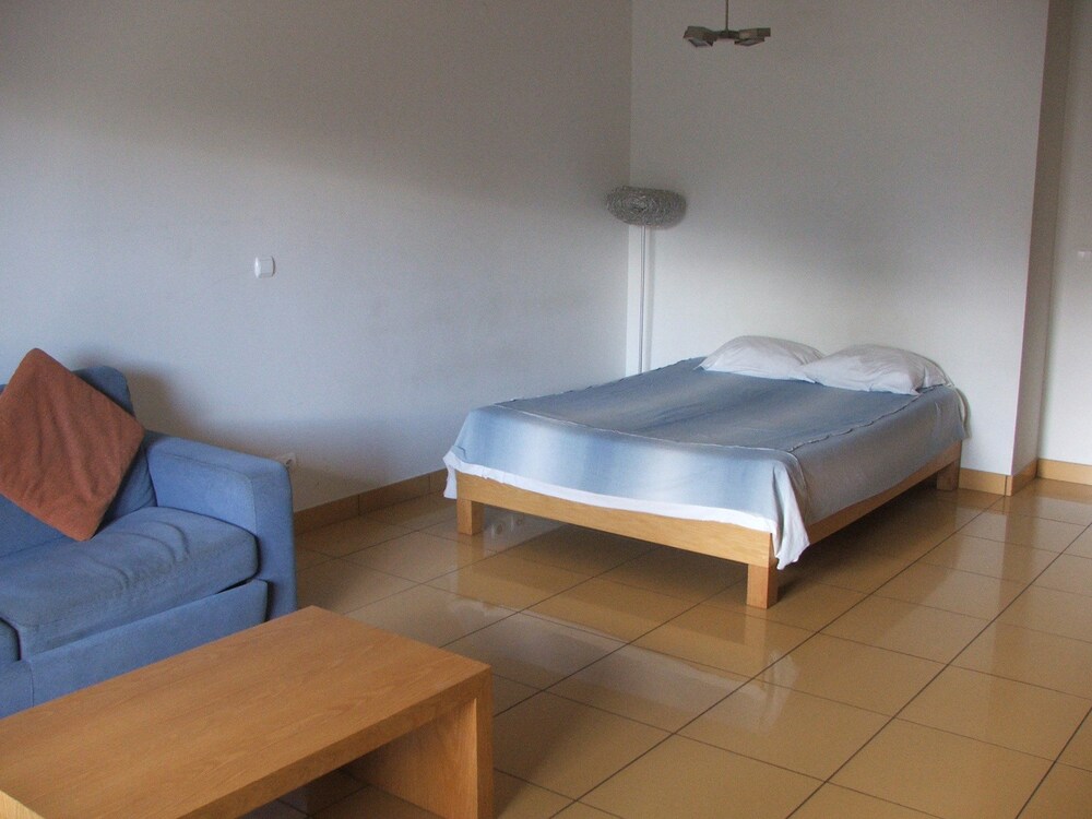 Studio - Guestroom