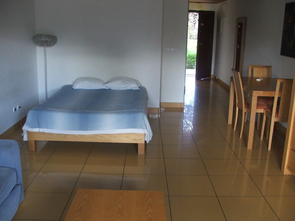 Studio - Guestroom