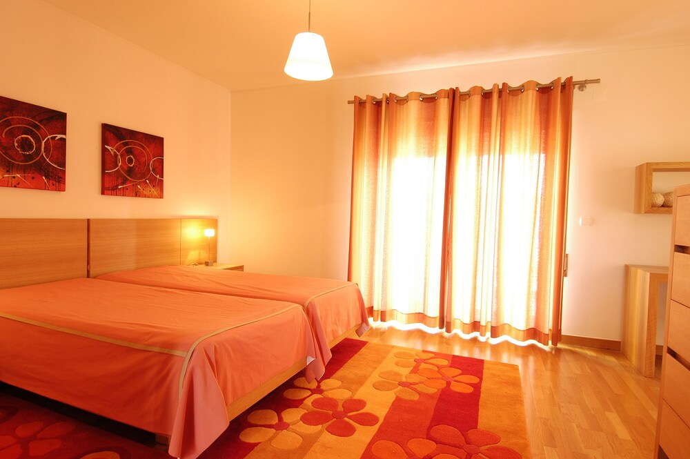 Apartment, 2 Bedrooms - Guestroom