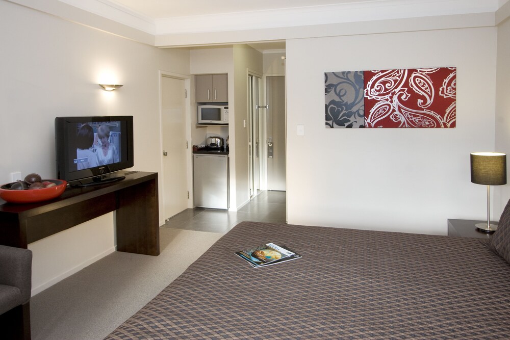Studio, Connecting Rooms - Guestroom
