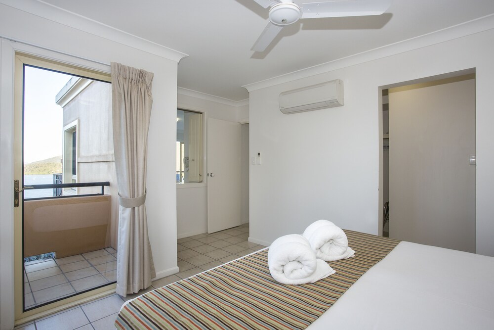 Executive Suite - Guestroom View