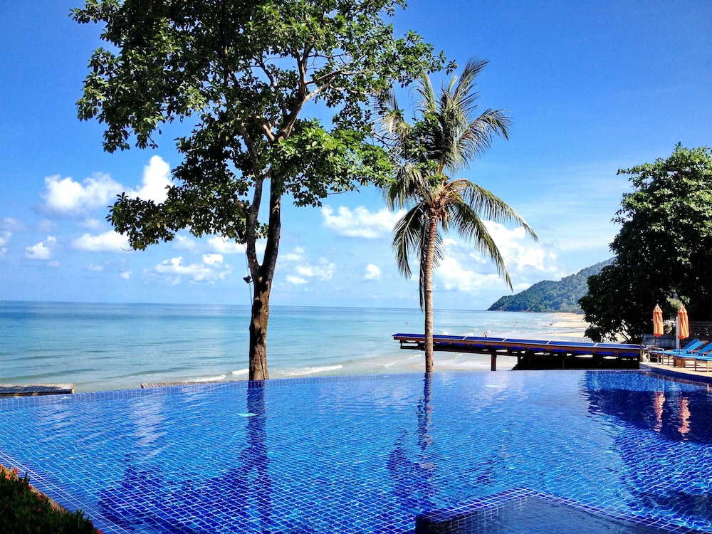 Infinity Pool