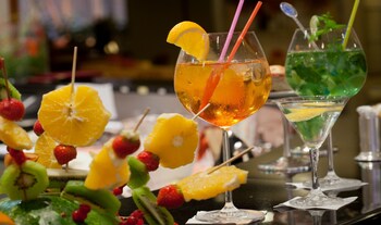 Hotel Bar
