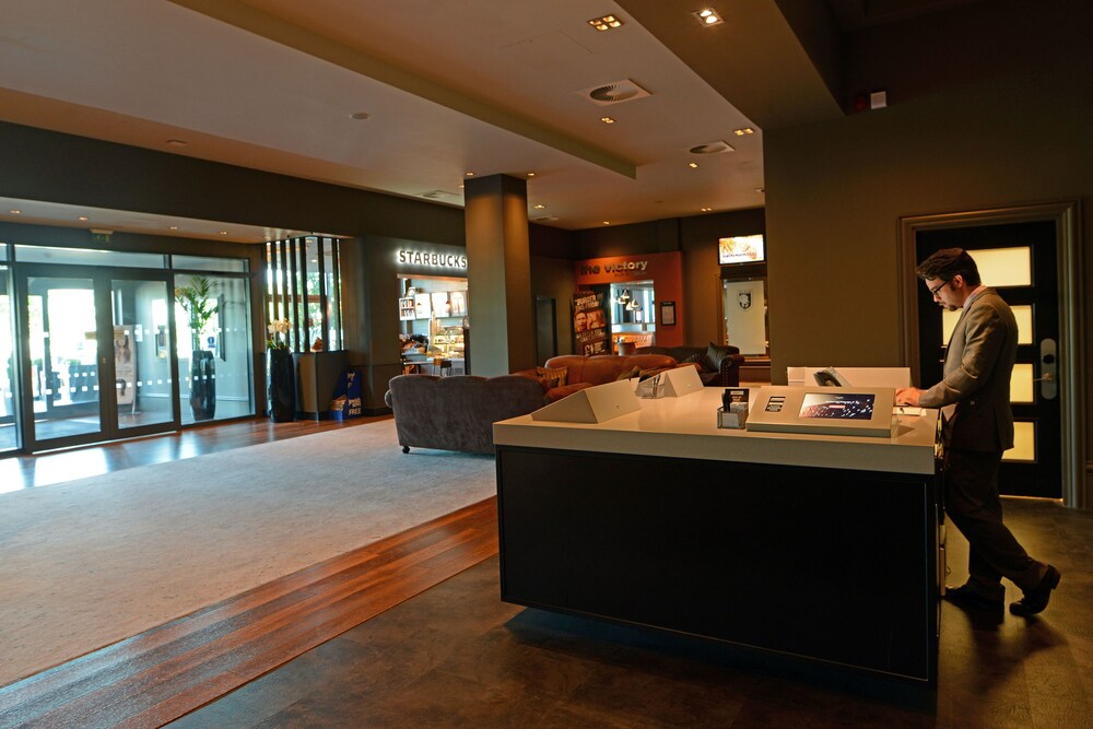 Check-in/Check-out Kiosk