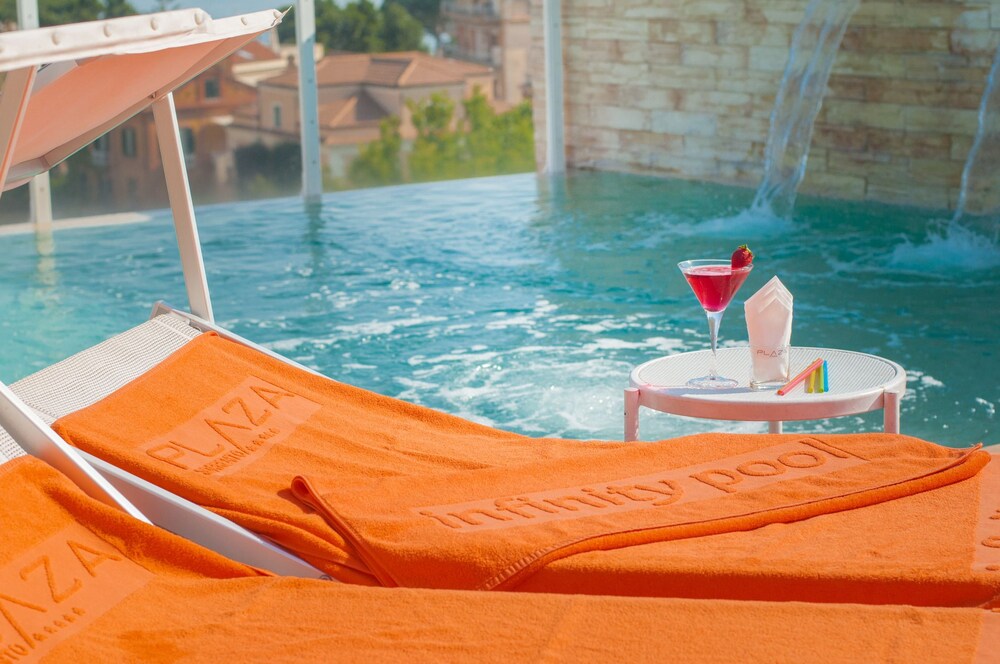 Rooftop Pool