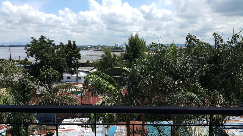 Guestroom View