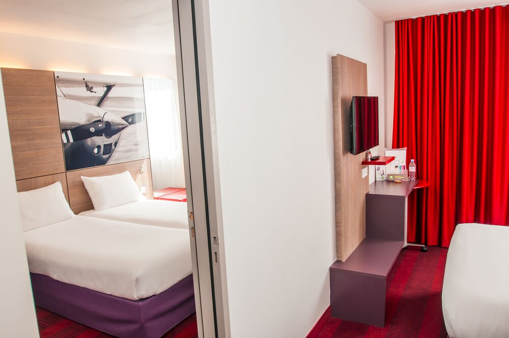 Guestroom