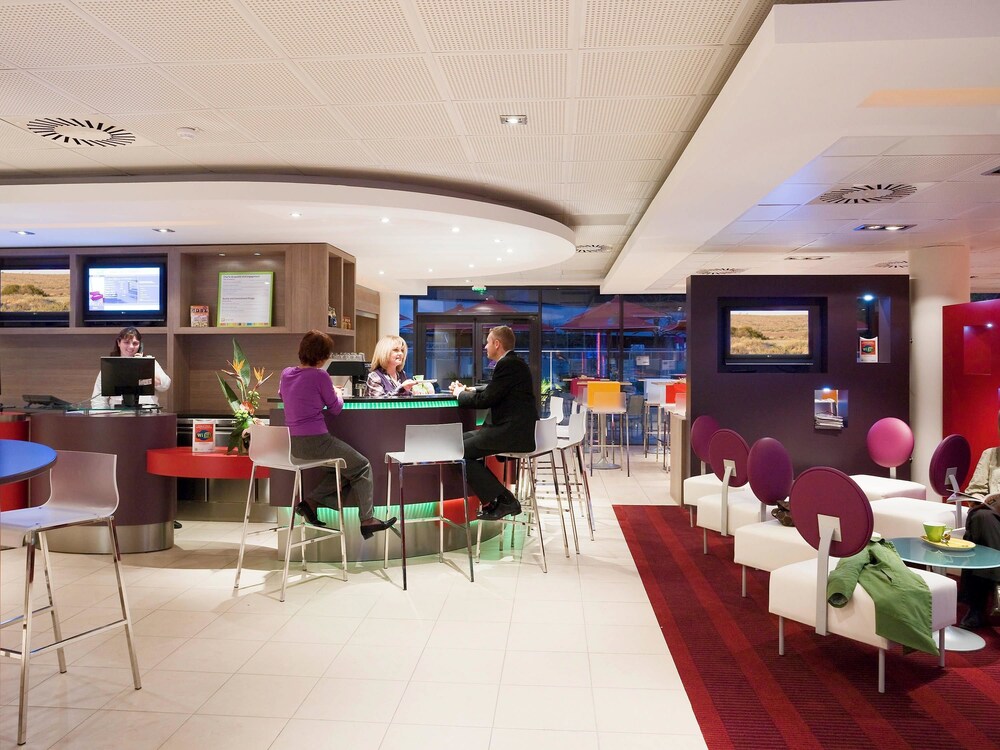 Hotel Bar