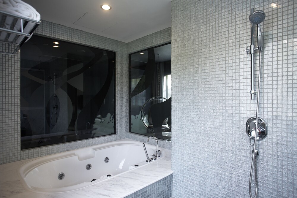 In-Room Business Center